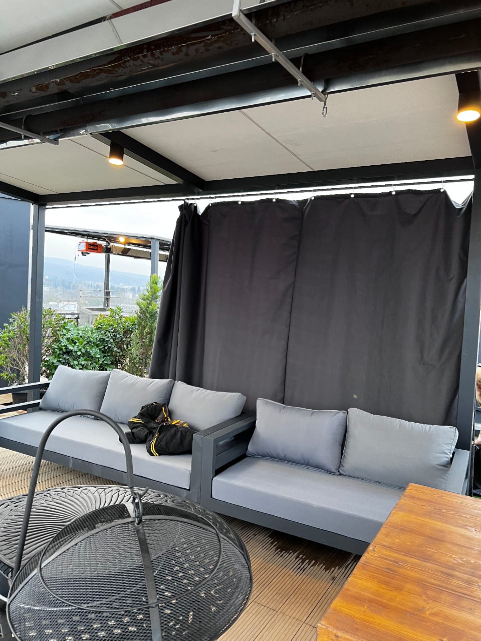 سایبان برقی